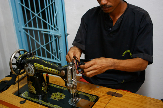 The UN and the Timorese authorities collaborated in the development of a Correctional Strategic Plan that includes the introduction of prisoner work, rehabilitation and education programs with a focus on juveniles, women, and the mentally ill, 2009. UN Photo/Martine Perret