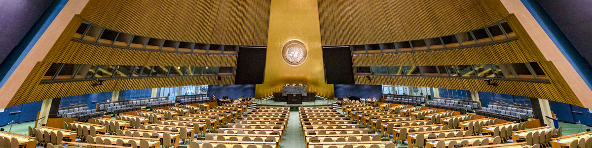 Media crews set up operations outside the UN Headquarters campus, to cover events at the Organization, including the General Assembly general debate. UN Photo/Paulo Filgueiras