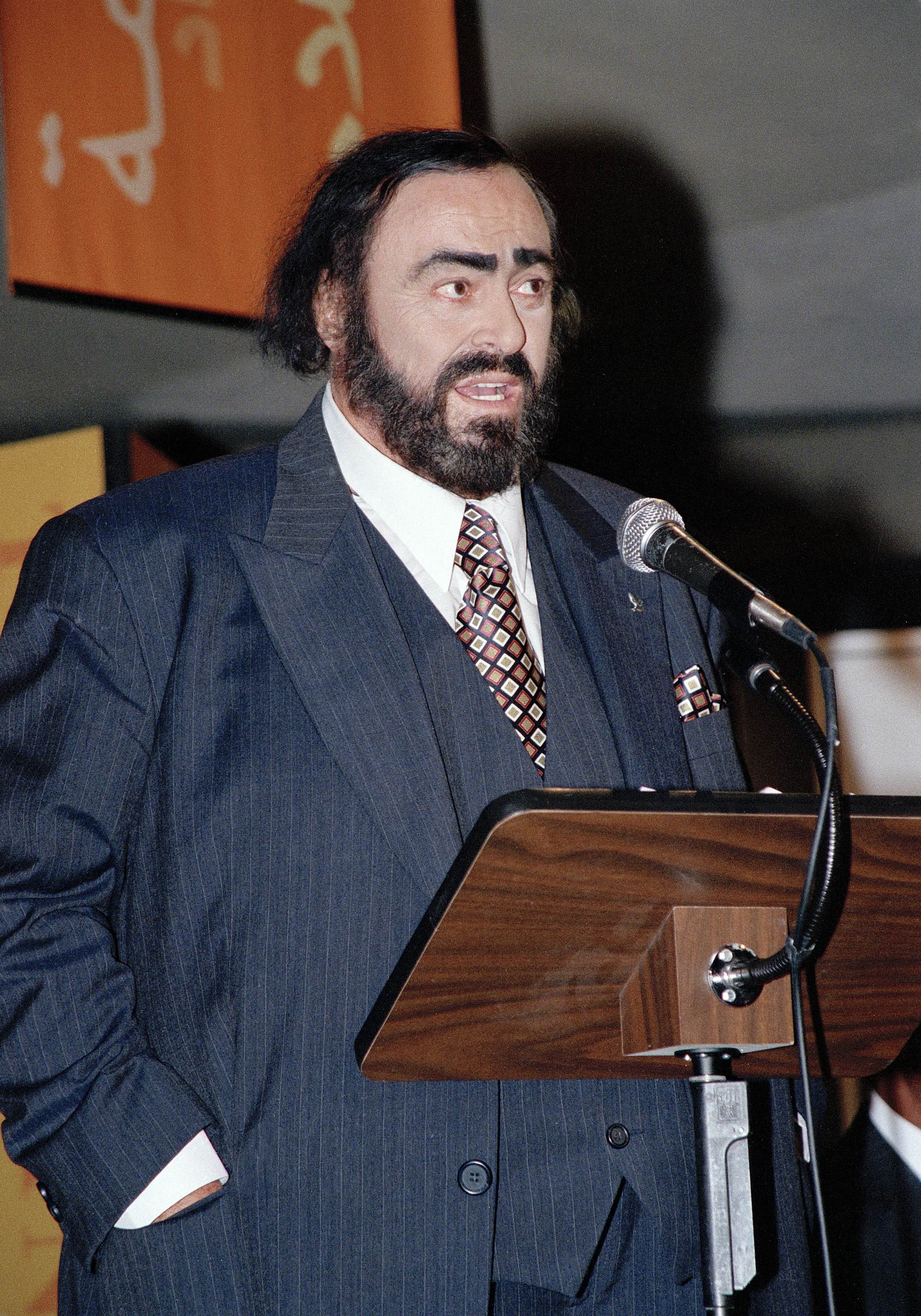 Mensajero de la paz de la ONU - Sr. Luciano Pavarotti