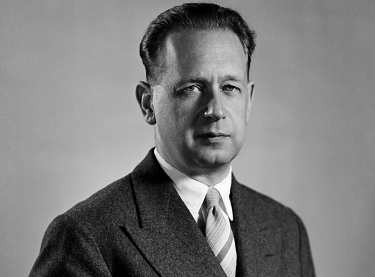 18 de septiembre de 1961: el l Secretario General Dag Hammarskjöld y otras 15 personas mueren en un accidente aéreo en Rhodesia del Norte.