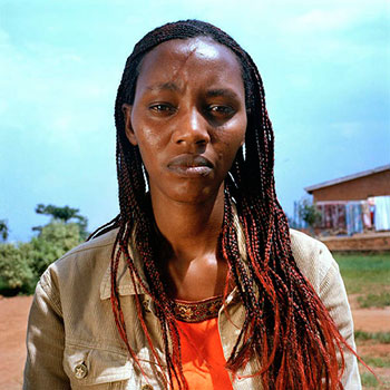 Retrato de Inocente Nyirahabimana.