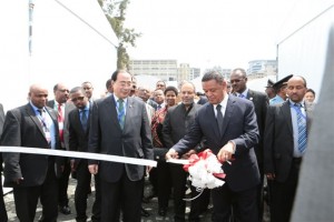 President of Ethiopia and Mr. Wu ribbon-cutting