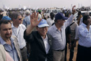 Генеральный секретарь Пан Ги Мун тронут теплым приемом, оказанным ему в лагере перемещенных лиц Аль-Салам в городе Эль-Фашер в северной части Дарфура в Судане.